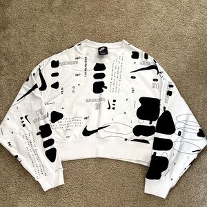 Nike Sweatshirt- Women’s Size L